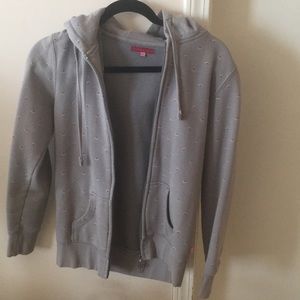 Grey hoodie with print